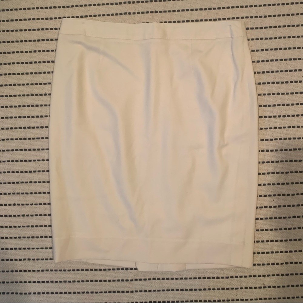Marlowe Elegant Cream Skirt